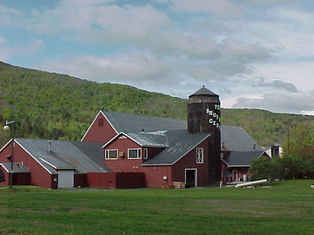 Shopping Center Vermont.JPG