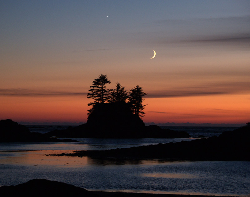 Moon, Venus and Jupiter at Sunset