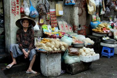 Noodle Lady - Hanoi