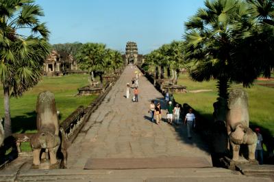 Angkor Wat Causeway