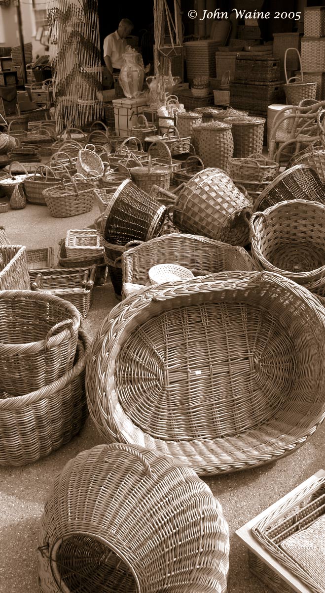 20050802 Basket Stall