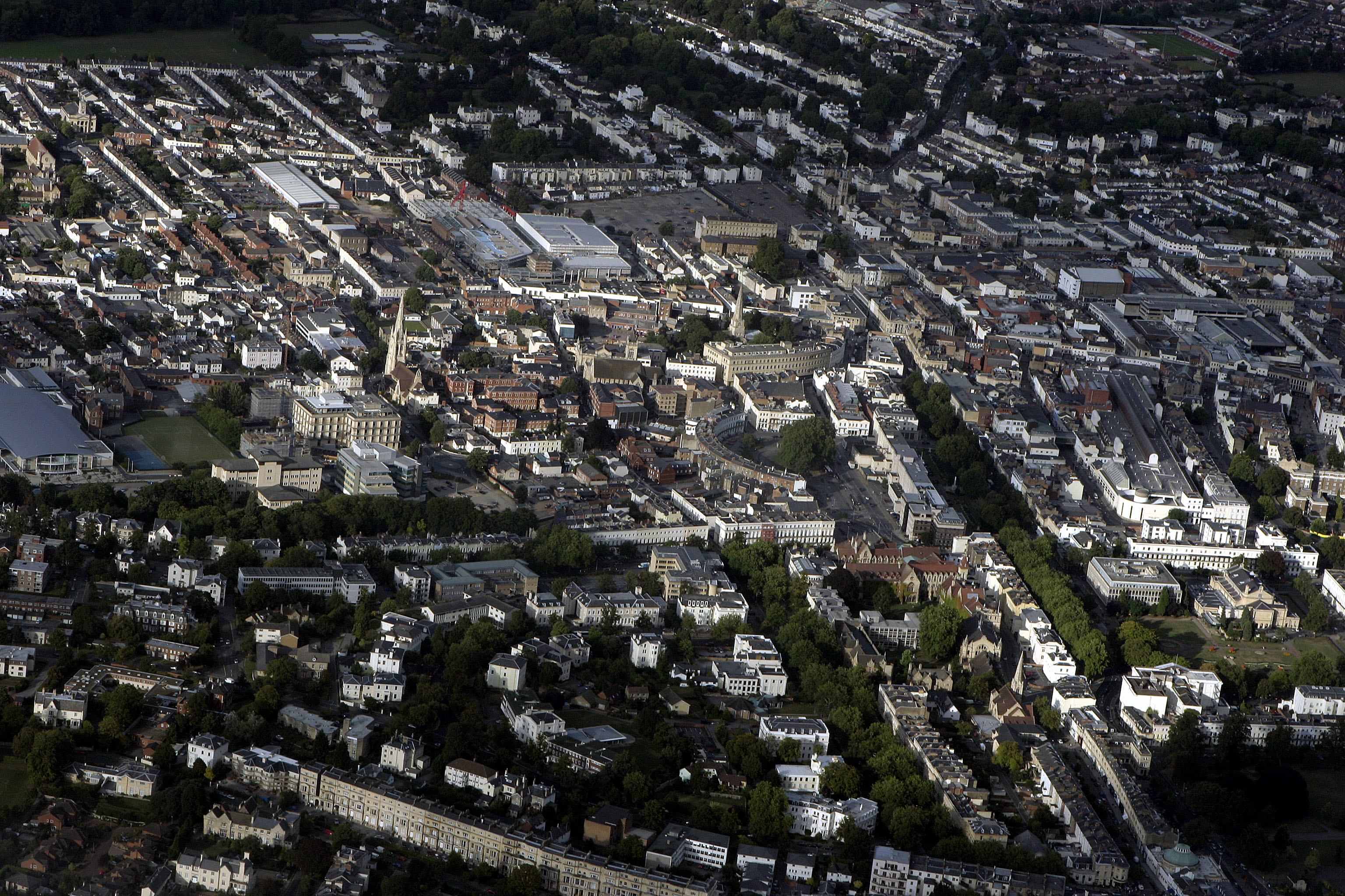 20050901 Cheltenham from the air
