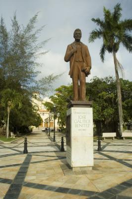 Plaza de Caguas.jpg