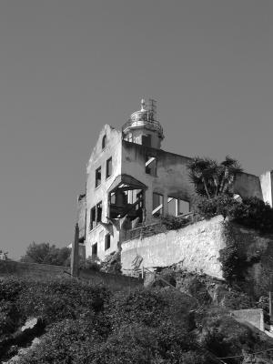 Warden's House at Alcatraz (10/7/05)