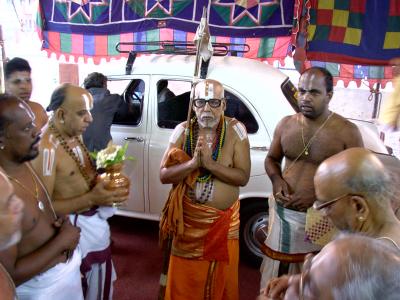 HH Sri Varada ethirajar Jeeyer-Sriperumbudur gracing the divine occassion of ekadina nAlayiram