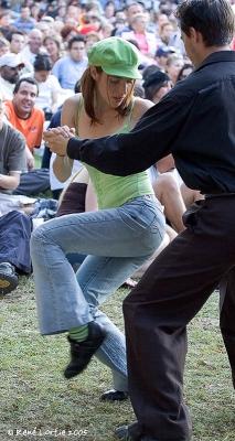 Danseurs au spectacle de Blues