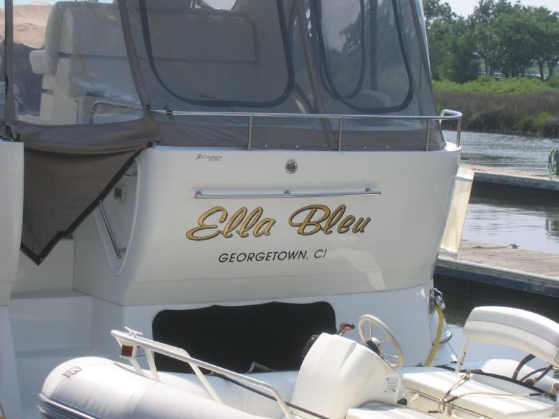 Ella Bleu