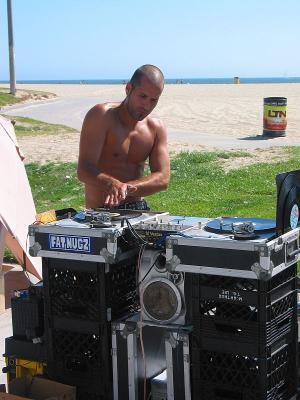 Beach DJ