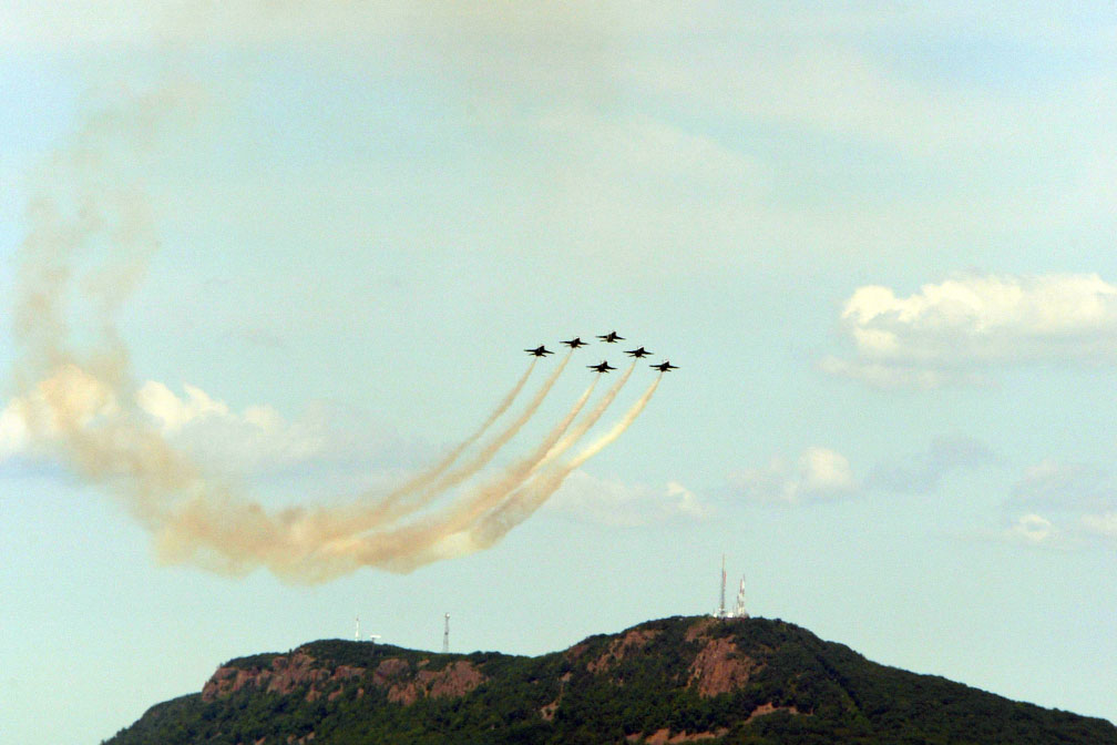 100EOS1D-3D9F1530_3D9F1530.jpg