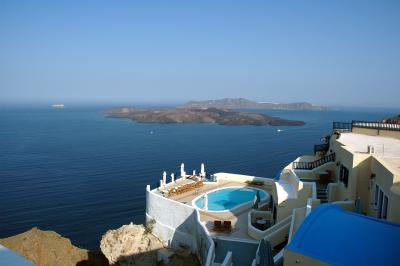 view on the vulcano from hotel Caldera's Lilium