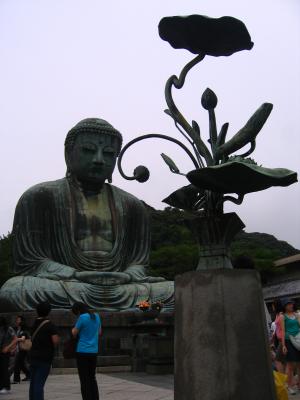 Daibutsu and lotus flower statue
