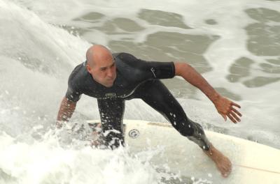 San Celemente Beach surfer 01