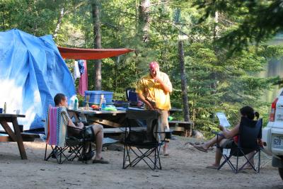 Le camp / Fête à Dan au camping de Mont Tremblant 2005