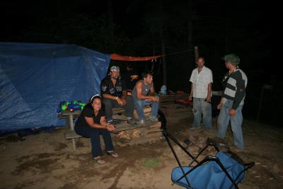 Le soir / Fête à Dan au camping de Mont Tremblant 2005