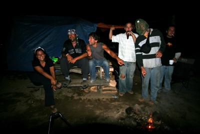 Le soir / Fête à Dan au camping de Mont Tremblant 2005