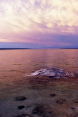 yellowstone lake.jpg