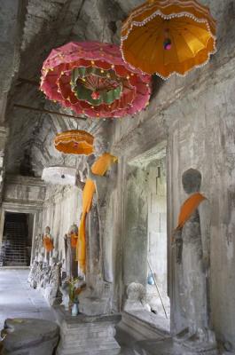 9369_cambodia-angkor wat3.jpg