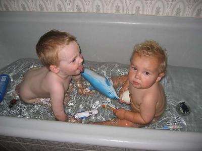 Bath time at the Inghams!