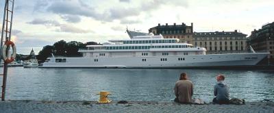 Yacht