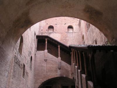Manatova archway