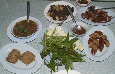 Traditional Mae Hong Son Food at Pen Thima Restaurant Mae Sa Riang District DSCF0360.jpg