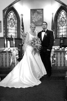 v3/99/437099/3/48109790.BrideandGroomportrait2bw.jpg