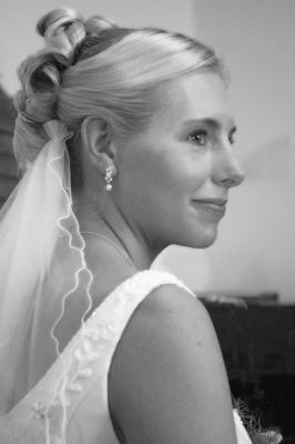 v3/99/437099/3/48187956.Brideportrait8bw.jpg