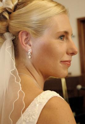 v3/99/437099/3/48203845.Brideportrait9.jpg