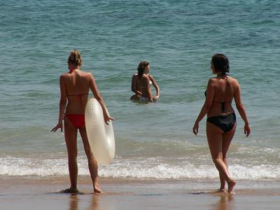 Girls at the Beach in Praia do Amado, Portimo