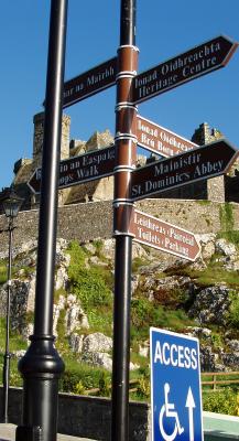 streetsigns.jpg