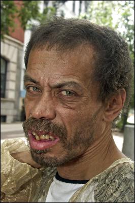 v3/99/567999/3/46625802.LeRoy.jpg