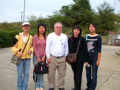 v3/99/69099/3/50319997.WithFourGuides.jpg